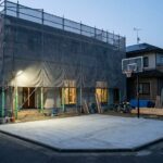 新築住宅の外構計画で設置されたスタイリッシュな庭のバスケットコート