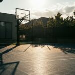 自宅の庭に設置されたスタイリッシュなバスケットコートと費用相場